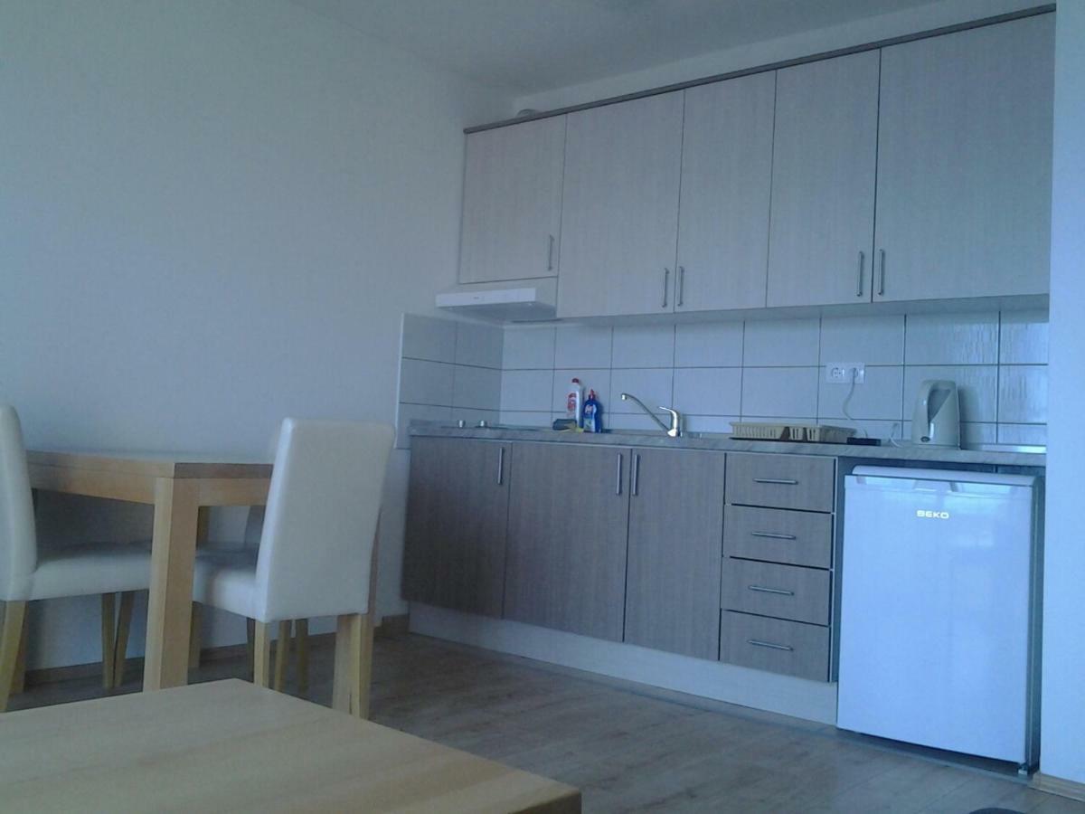 Apartmani "Grgic" Omis Exterior photo