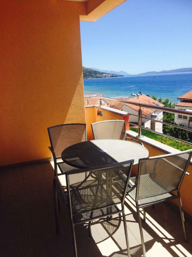 Apartmani "Grgic" Omis Exterior photo