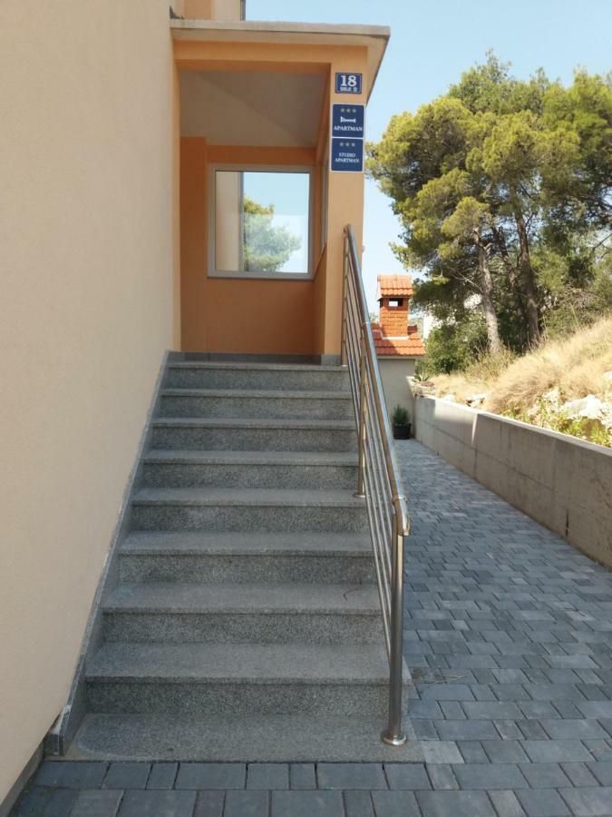 Apartmani "Grgic" Omis Exterior photo